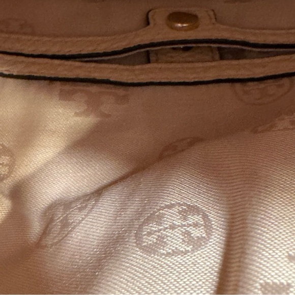 Tory Burch Thea Pebbled Leather Fold Over Crossbody/Clutch W/ Tassel Blush Pink - Picture 12 of 16